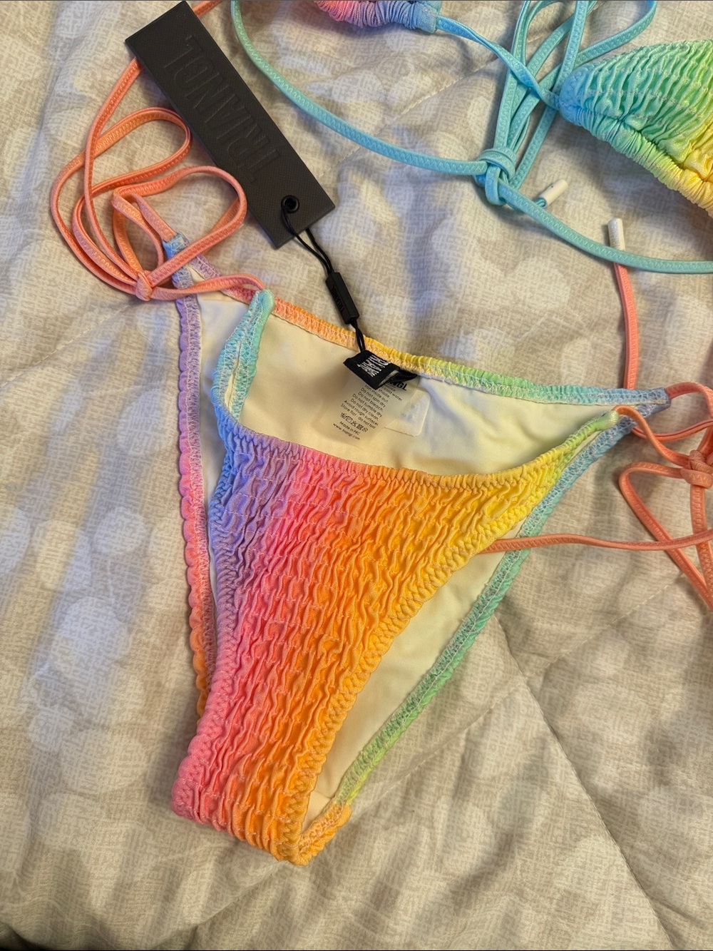 triangl swimwear Bright Bikini Set - Picture 2 of 5